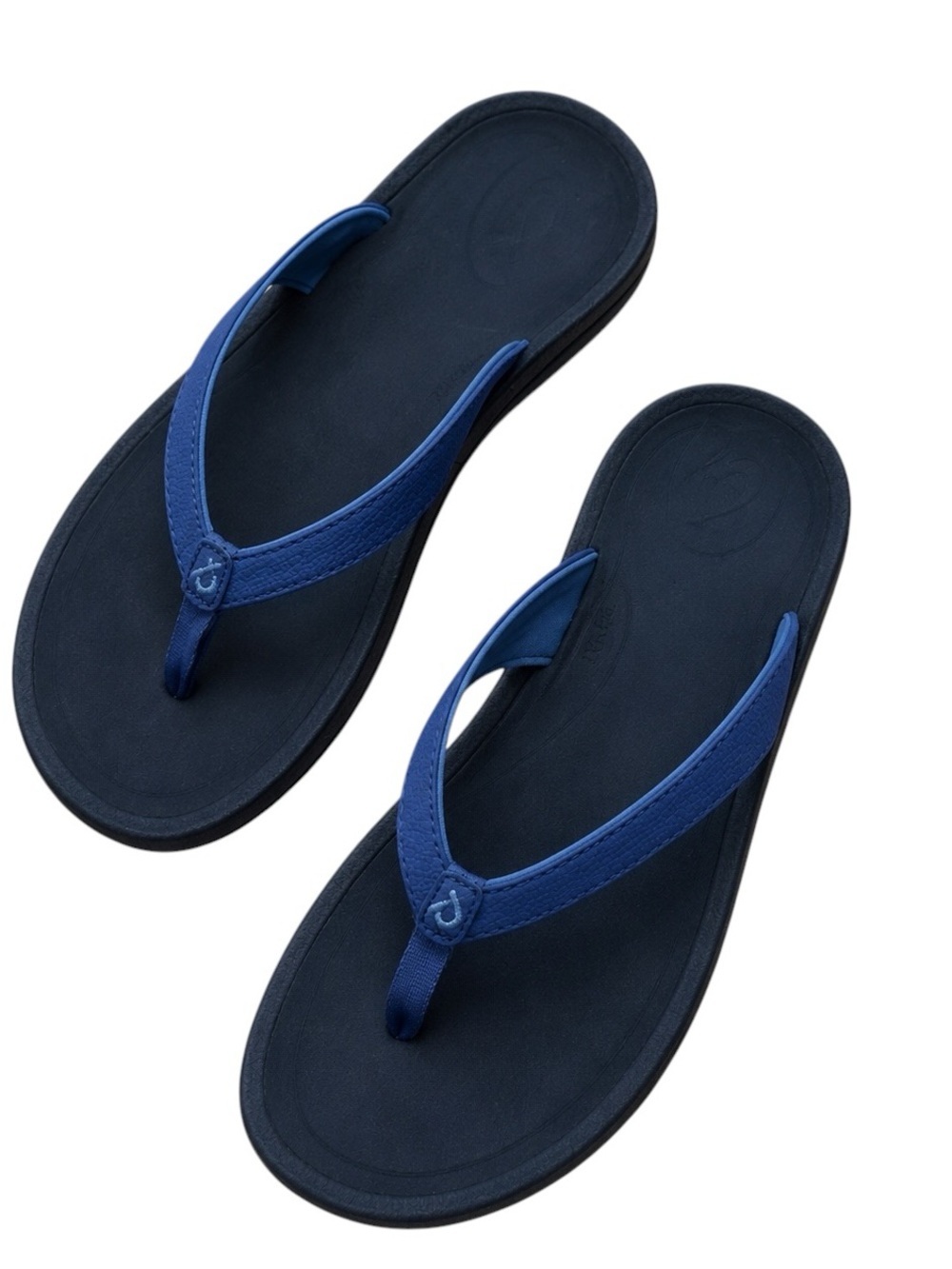 OluKai Ohana Navy Water Resistant Comfort Flip Flop Sandals Women’s Size 7.5 GUC